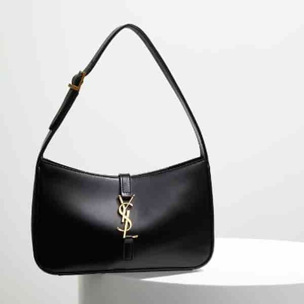 Yves Saint Laurent Shoulder Bag In Smooth Leather BA45027014