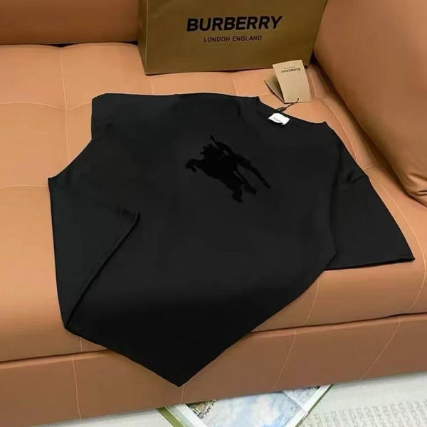 Burberry Black Embroidered Logo T-shirt AO95040115