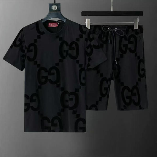 Gucci Printed Short Sleeved Suit AA68056074