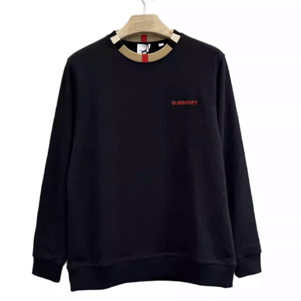Burberry Simple Long Sleeved T-shirt AA55040120