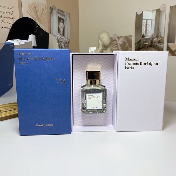 Maison Francis Kurkdjian Paris 724 Eau De Parfum HO51080091