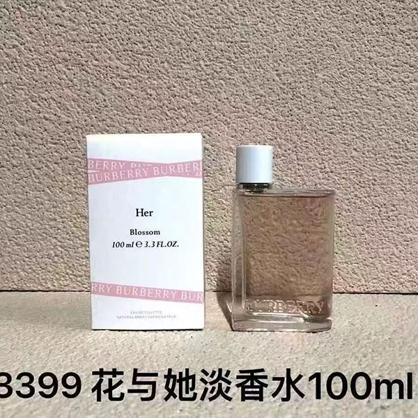 Buberry Her Blossom Eau De Toilette HO48220131